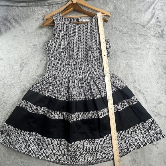 Closet Dress Womens 12 Sleeveless Fit Flare London Geometric Zip Knee Length - Picture 7 of 11